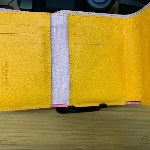 Min & Mon - Fiona Bubblegum Pink Leather Wallet - Blazing Tiger Print - Picture 4 of 4